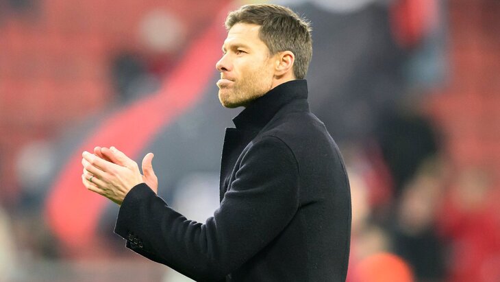 Хаби Алонсо (главный тренер «Байера»)