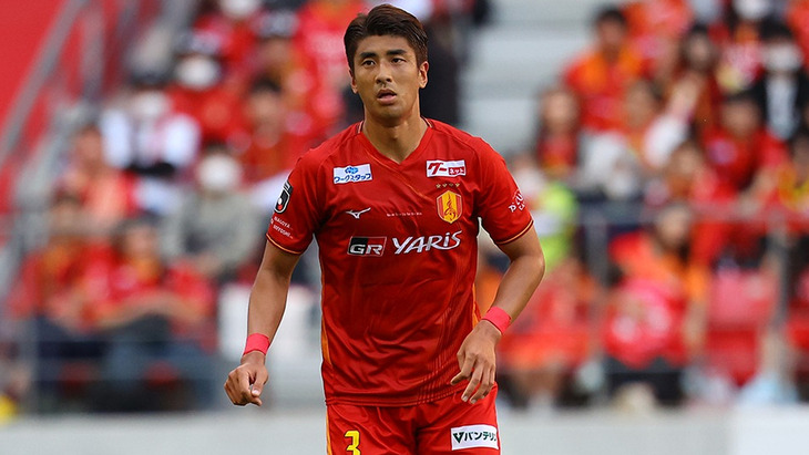 «Нагоя Грампус»