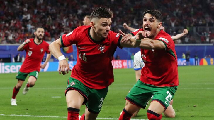 Франсишку Консейсао принес три очка Португалии