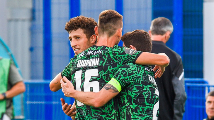 «Нефтехимик»