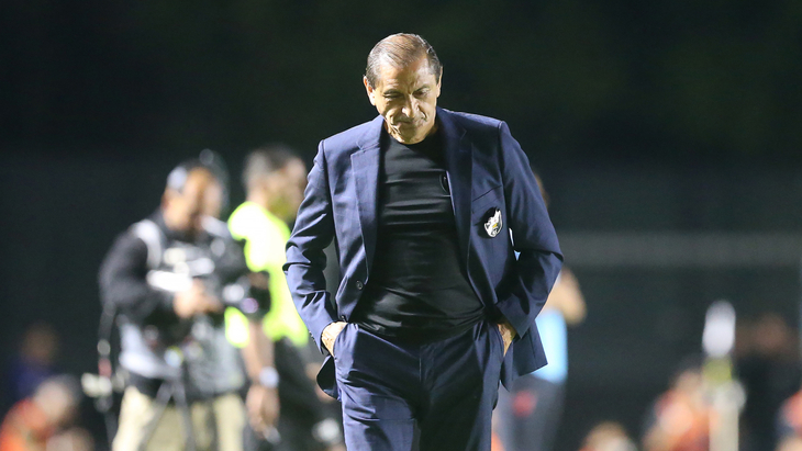 Именитый Рамон Диас недавно возглавил «Коринтианс»