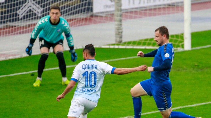 «Динамо» Минск — «Слуцк»