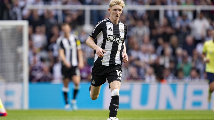 Энтони Гордон («Ньюкасл»)