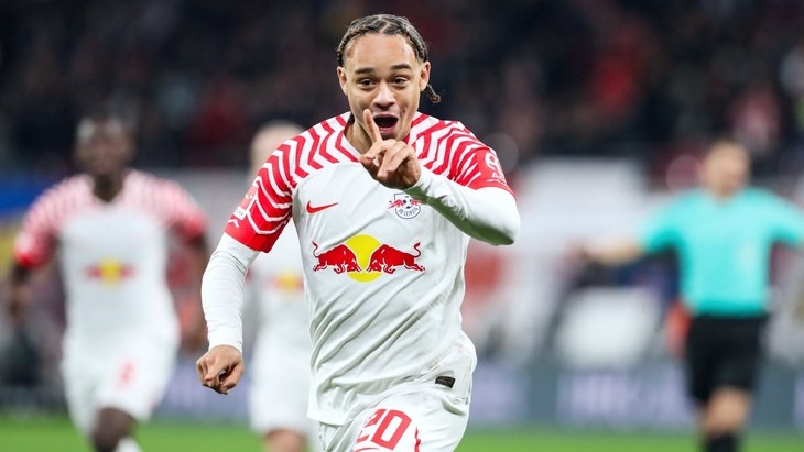 Хави Симонс