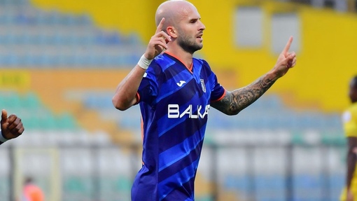 Сивасспор — Истанбул Башакшехир. Прогноз и ставка на матч Прогноз на матч Сивасспор — Истанбул Башакшехир