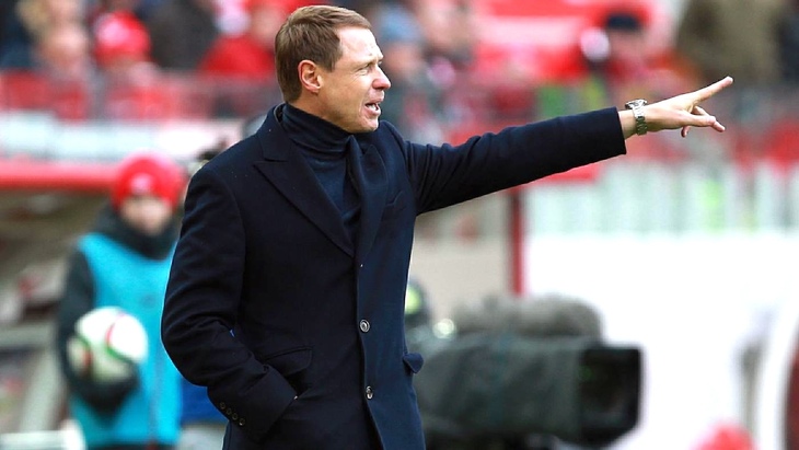 Олег Кононов