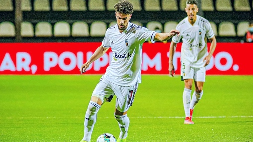 Прогноз на матч Фаренсе — Эштрела