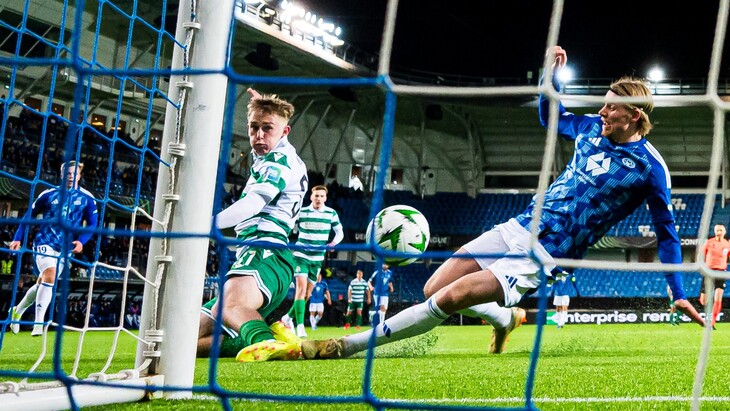 Гол в ворота «Мольде» («Мольде» — «Шемрок Роверс»)