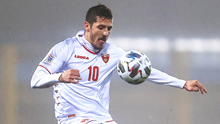 Стефан Йоветич — нападающий сборной Черногории