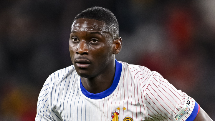 Рандаль Коло Муани — нападающий сборной Франции