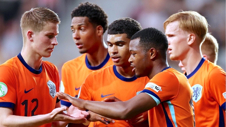 Нидерланды (U19)