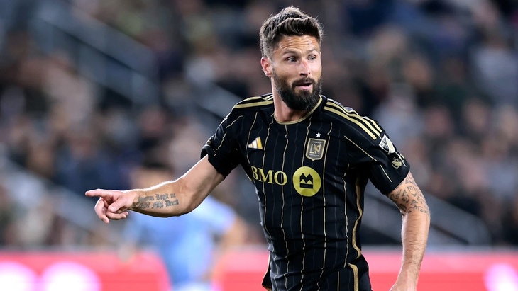 Оливье Жиру