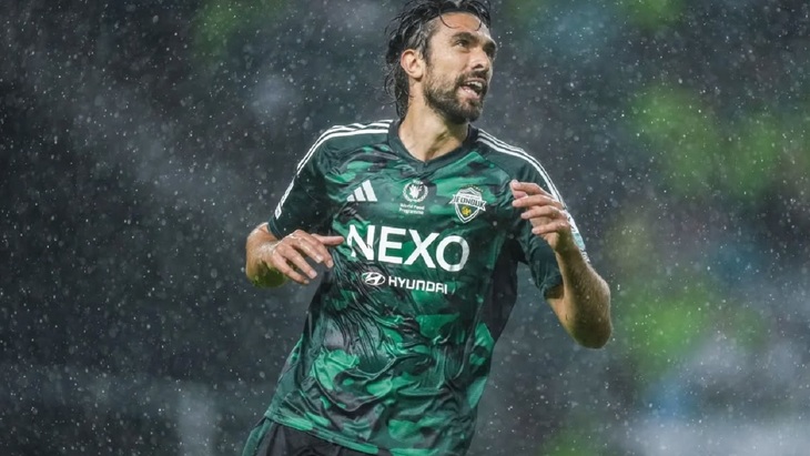 «Чонбук Моторс»