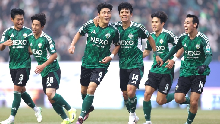 «Чонбук Моторс»