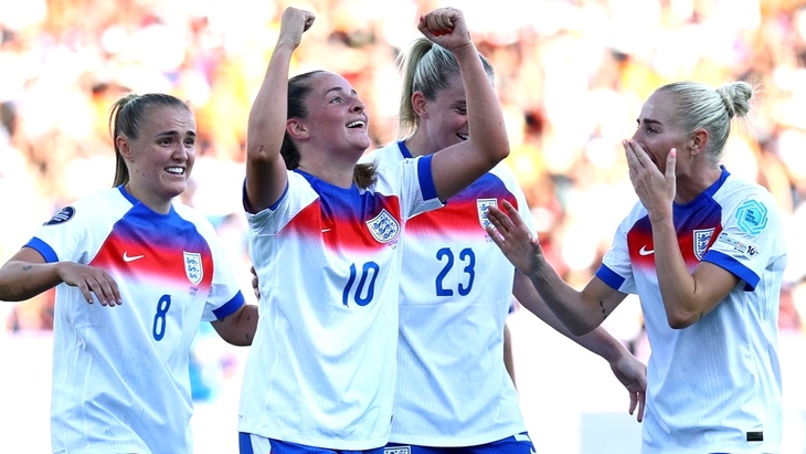 Женская сборная Англии