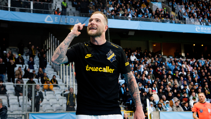 Йон Гвидетти — ветеран АИК, играл в «Ман Сити»