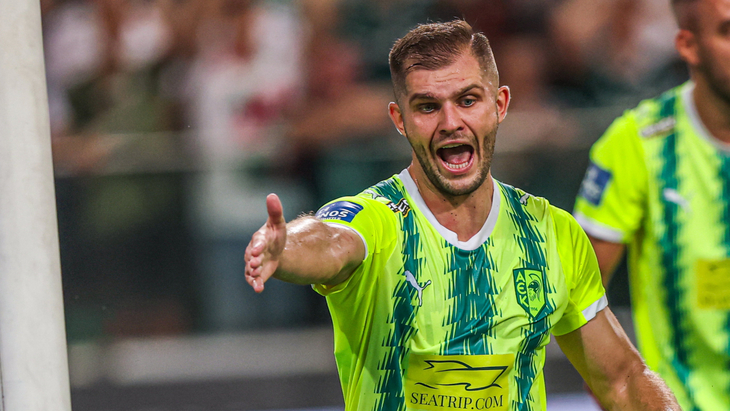 «АЕК Ларнака»