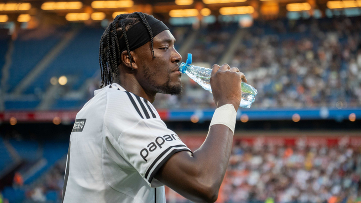 Тэмми Абрахам сейчас играет в «Бешикташе»