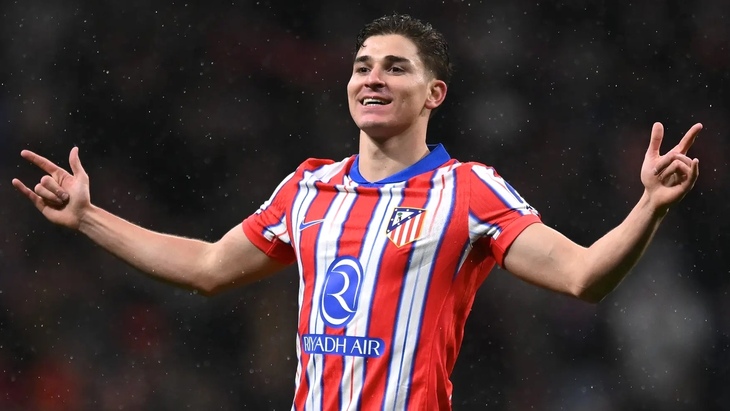 Хулиан Альварес