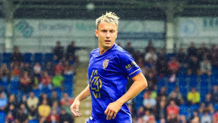 Александр Головин