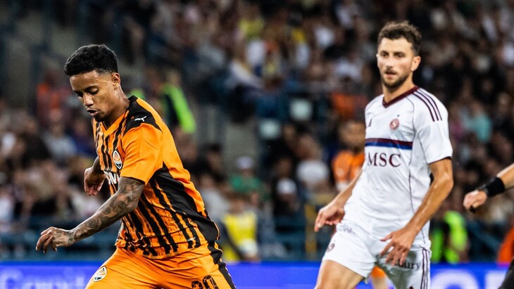 «Шахтер» — «Серветт»