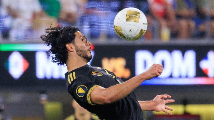 Рауль Хименес — нападающий сборной Мексики