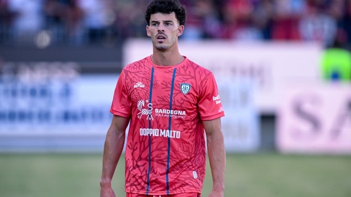 Лечче — Кальяри. Прогноз и ставка на матч Прогноз на матч Лечче — Кальяри