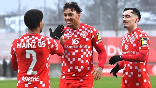 Прогноз на матч Аугсбург — Майнц