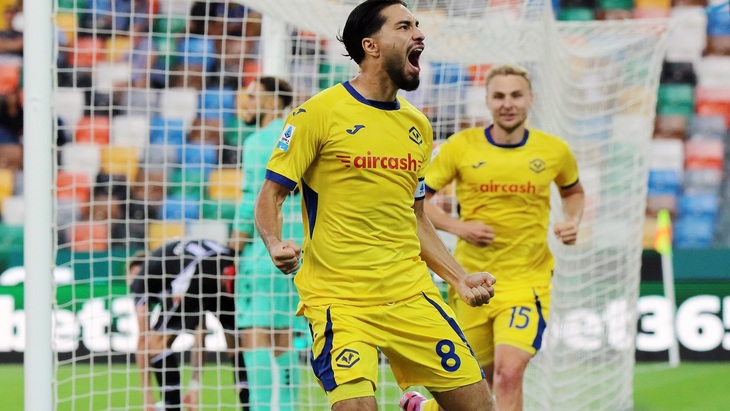 Суат Сердар