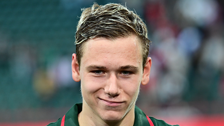 Алексей Батраков — полузащитник «Локомотива»