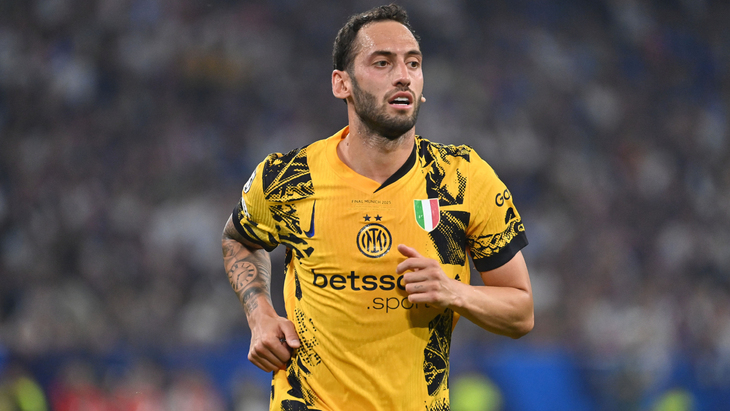 Хакан Чалханоглу («Интер»)