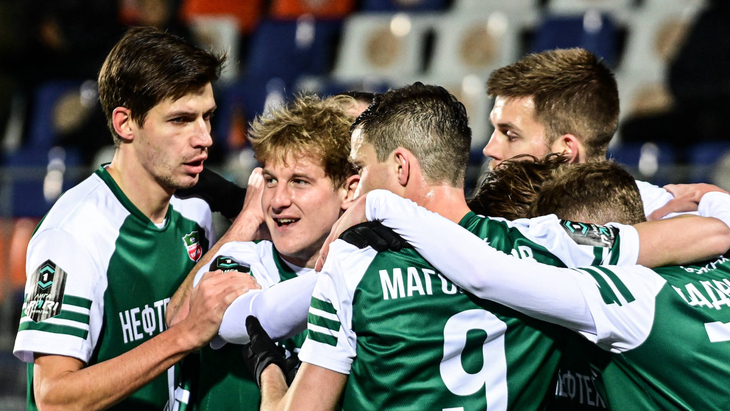 «Нефтехимик»