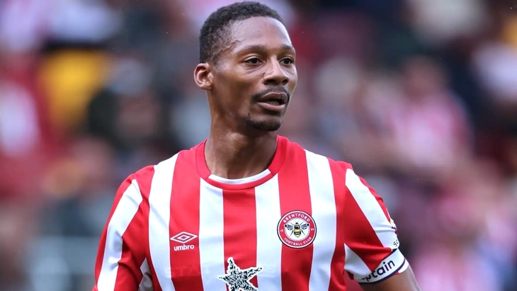 Этан Пиннок