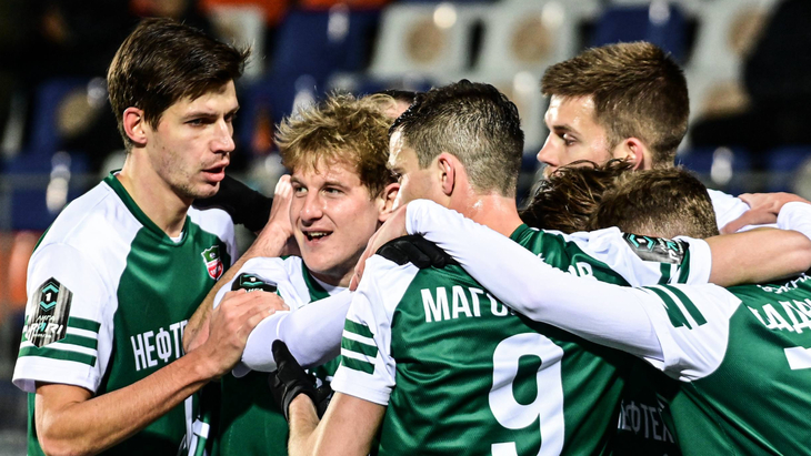 «Нефтехимик»