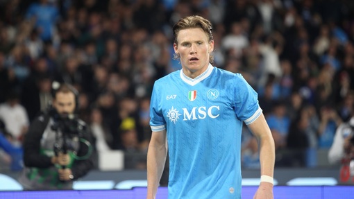 Прогноз на матч Наполи — Айнтрахт Ф