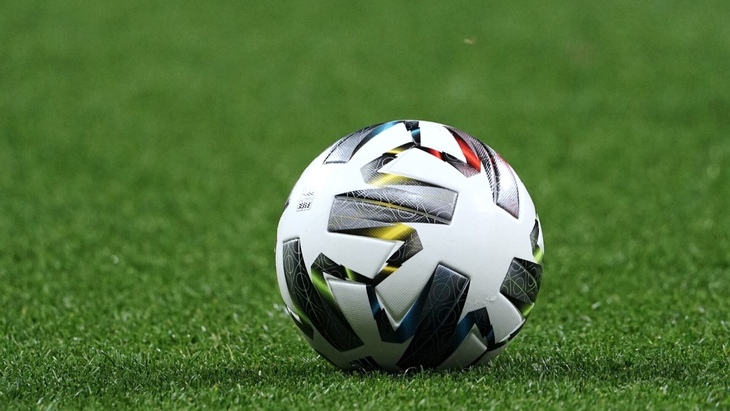 Футбольный мяч