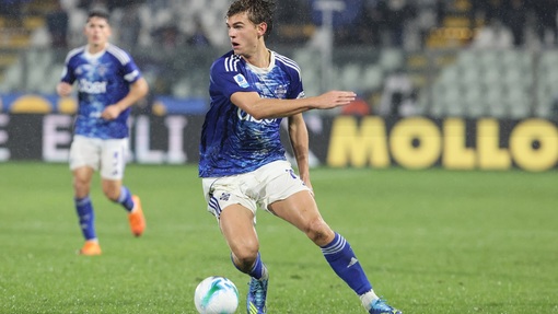 Прогноз на матч Комо — Кальяри