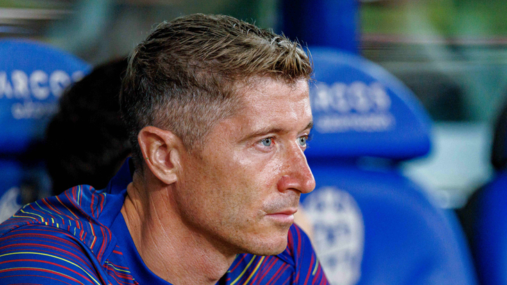 Роберт Левандовский — нападающий «Барселоны»