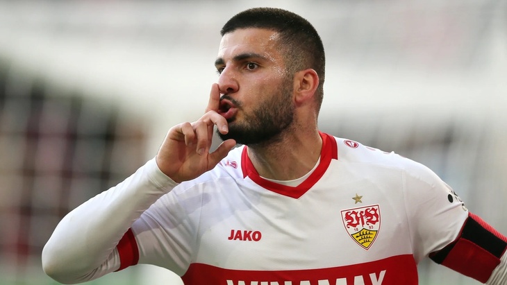 Дениз Ундав