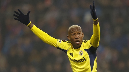 Прогноз на матч Фенербахче — Астон Вилла