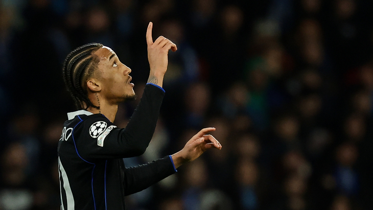 Жуан Педро — нападающий «Челси»