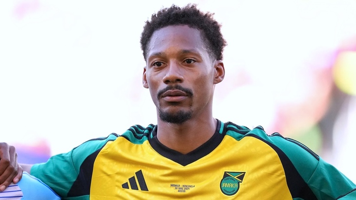 Итан Пиннок