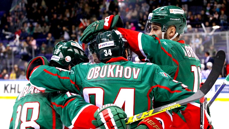 В конце сентября «Ак Барс» выиграл у рижского «Динамо» в Казани со счетом 2:1