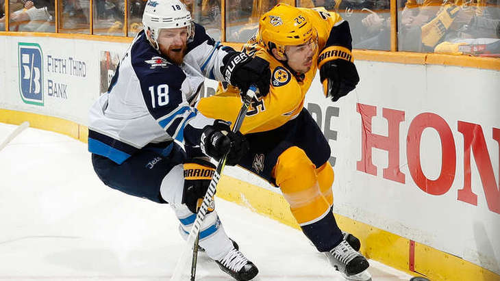 Алексей Емелин (справа)