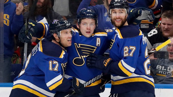 Владимир Тарасенко (по центру), «Сент-Луис»