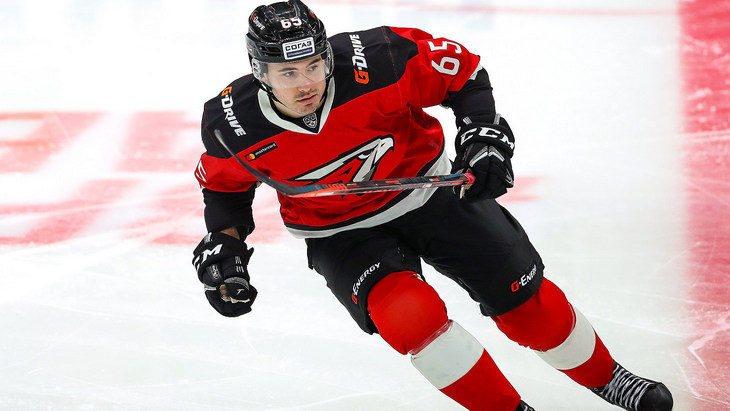 Тэйлор Бек, «Авангард»