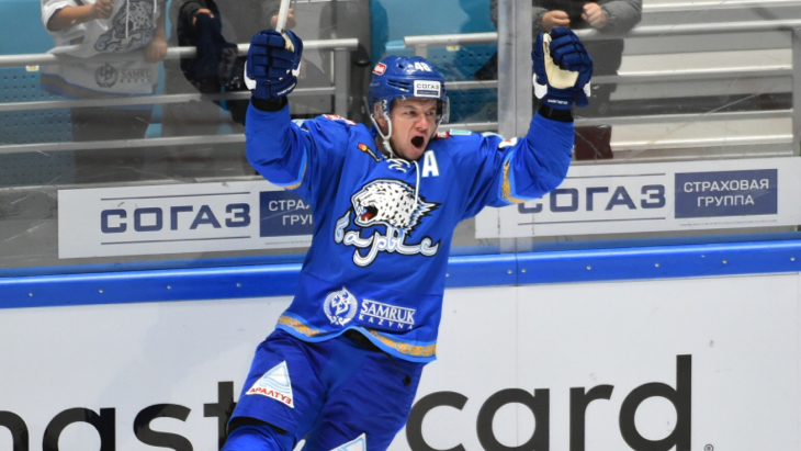 Хоккеист «Барыса»