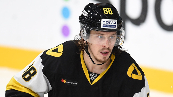 Хоккеист «Северстали»