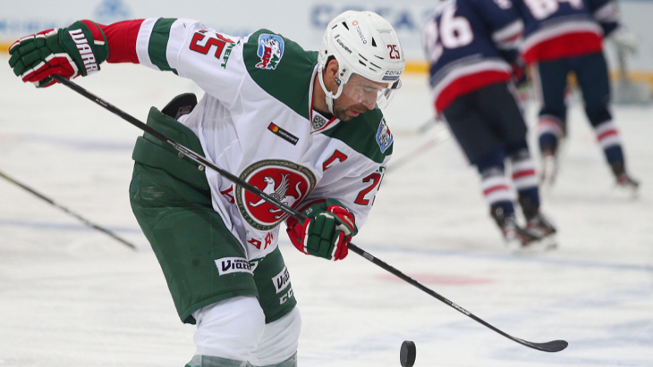 Хоккеист «Ак Барса»