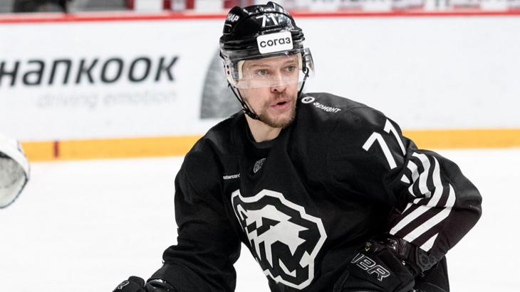 Александр Авцин